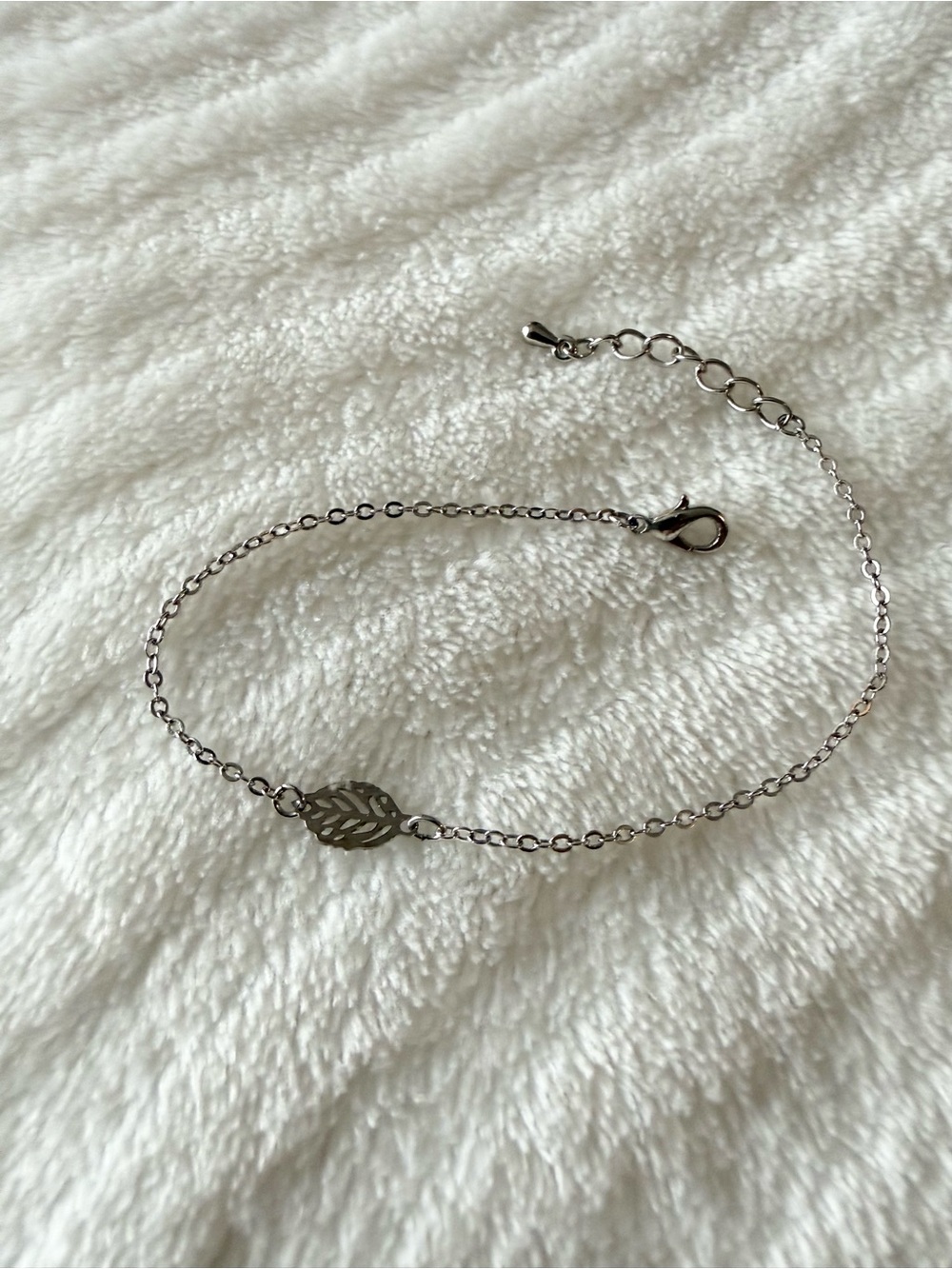Delicate Silver Leaf Link Bracelet